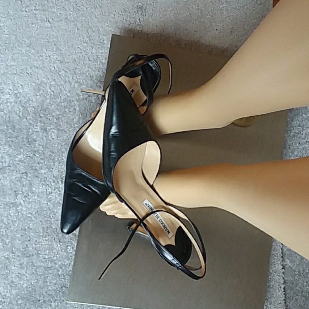 Manolo Blahnik /38/ black shoes with ankle tie - Picture 7 of 8